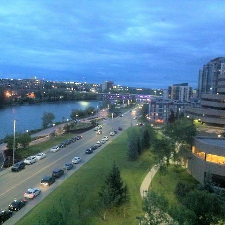 Amicable, Cozy, High Speed Internet, Sleeps 2 Riverview Downtown Apartment Calgary Extérieur photo