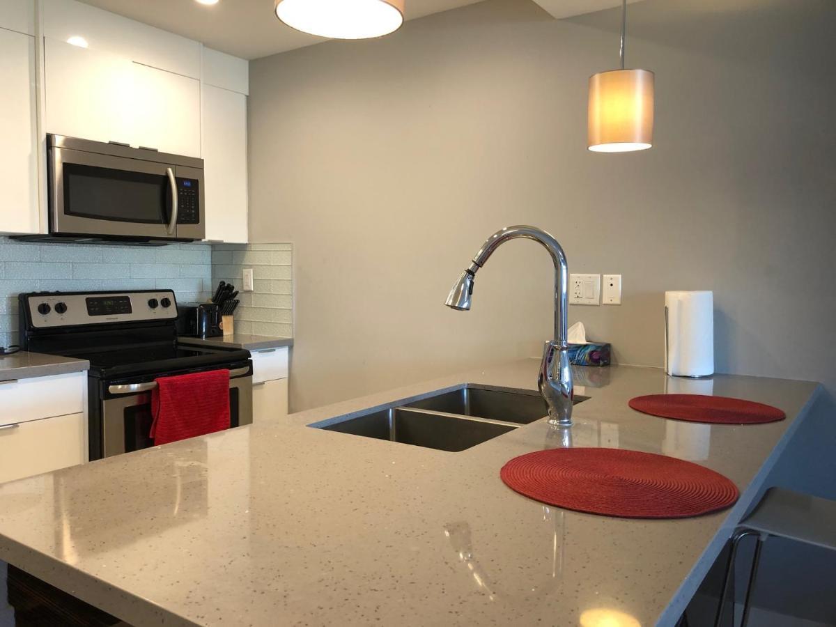 Amicable, Cozy, High Speed Internet, Sleeps 2 Riverview Downtown Apartment Calgary Extérieur photo
