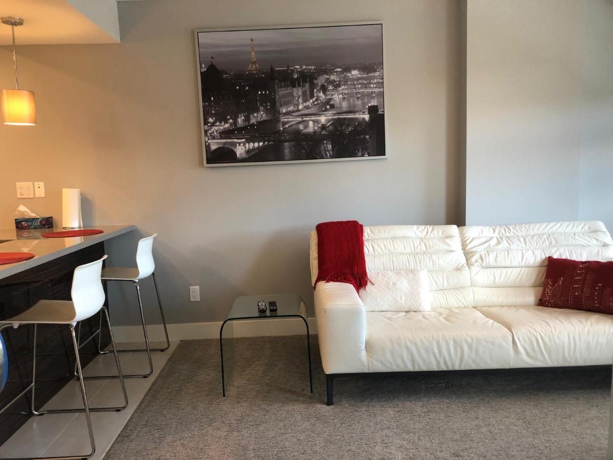 Amicable, Cozy, High Speed Internet, Sleeps 2 Riverview Downtown Apartment Calgary Extérieur photo