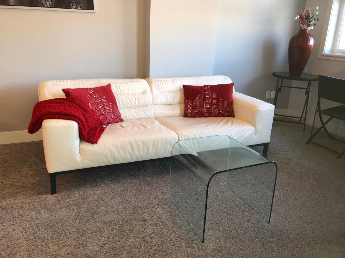 Amicable, Cozy, High Speed Internet, Sleeps 2 Riverview Downtown Apartment Calgary Extérieur photo